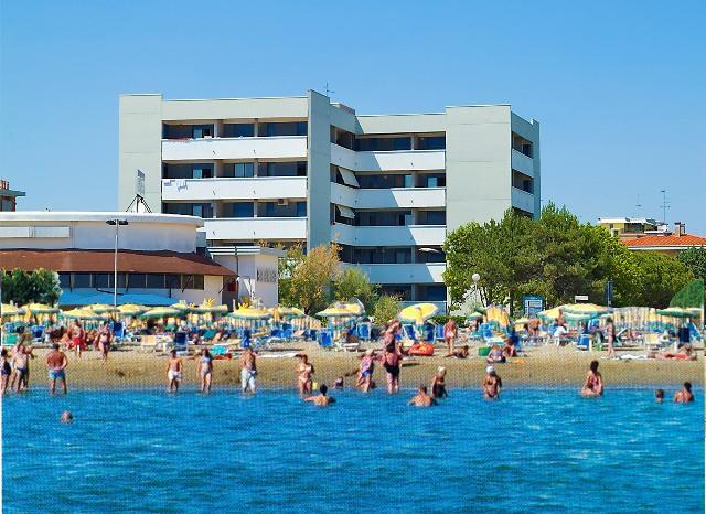Condominio Columbus Bibione Buitenkant foto