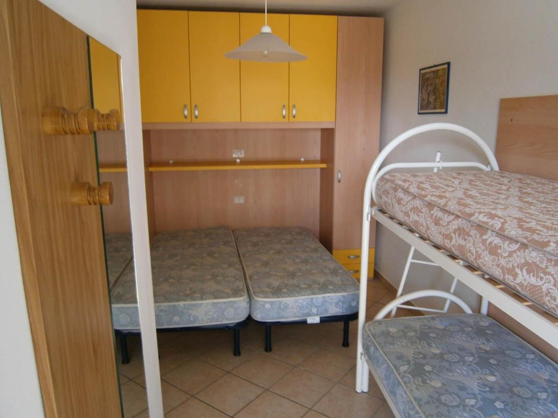 Condominio Columbus Bibione Buitenkant foto